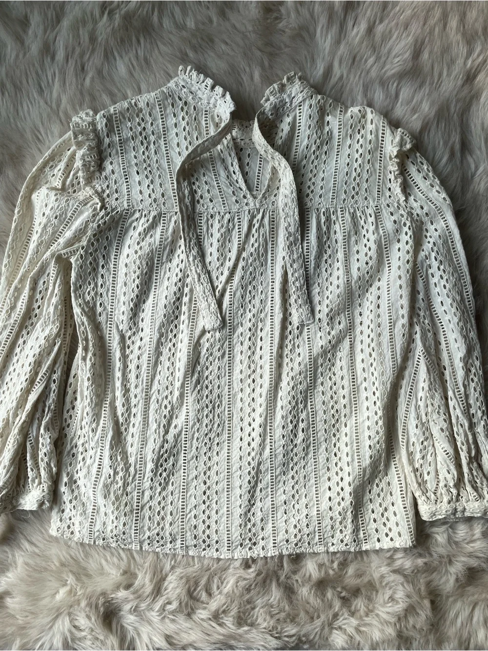 Madewell Eyelet Mockneck Ruffle Top in Cloud Lining